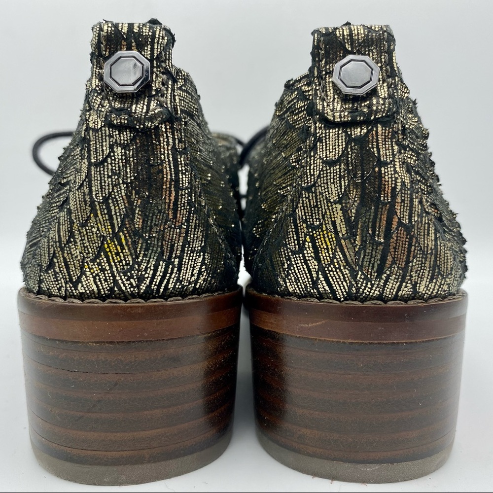 πLouise et Cie Gold Inlay Oxfords - Picture 4 of 8
